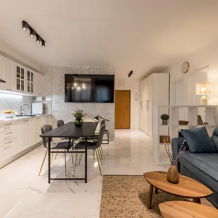 Apartman With Rated Breakfast Zap *