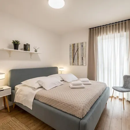 With Rated Breakfast Zap *