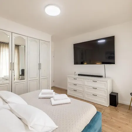 Апартаменты With Rated Breakfast Zap *