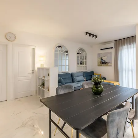 With Rated Breakfast Zap