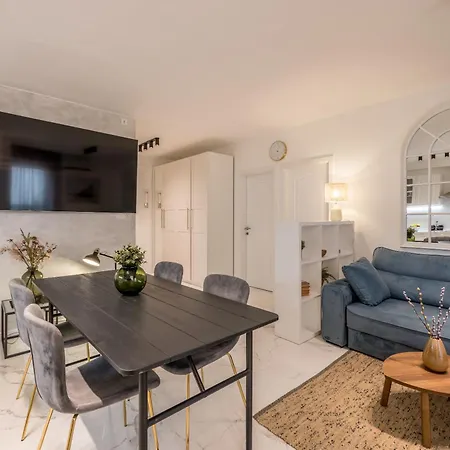 Διαμέρισμα With Rated Breakfast Zap