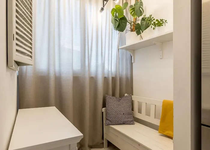 아파트 With Rated Breakfast Zap *