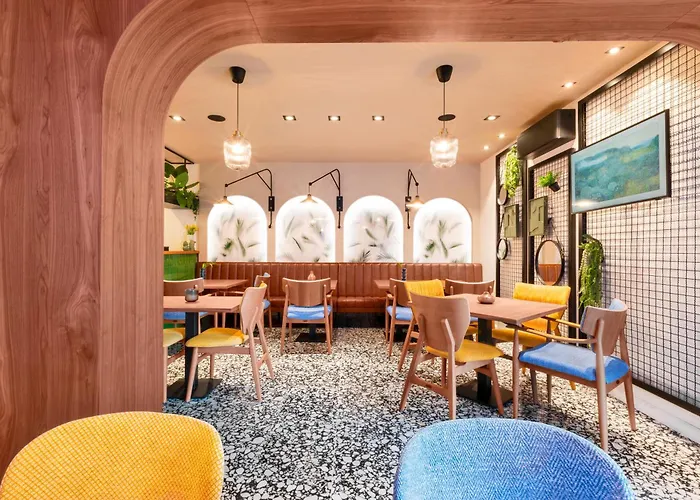 아파트 With Rated Breakfast Zap