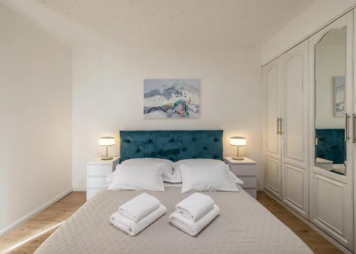 With Rated Breakfast Zap 아파트 스플리트