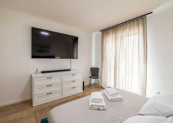 아파트 With Rated Breakfast Zap 스플리트